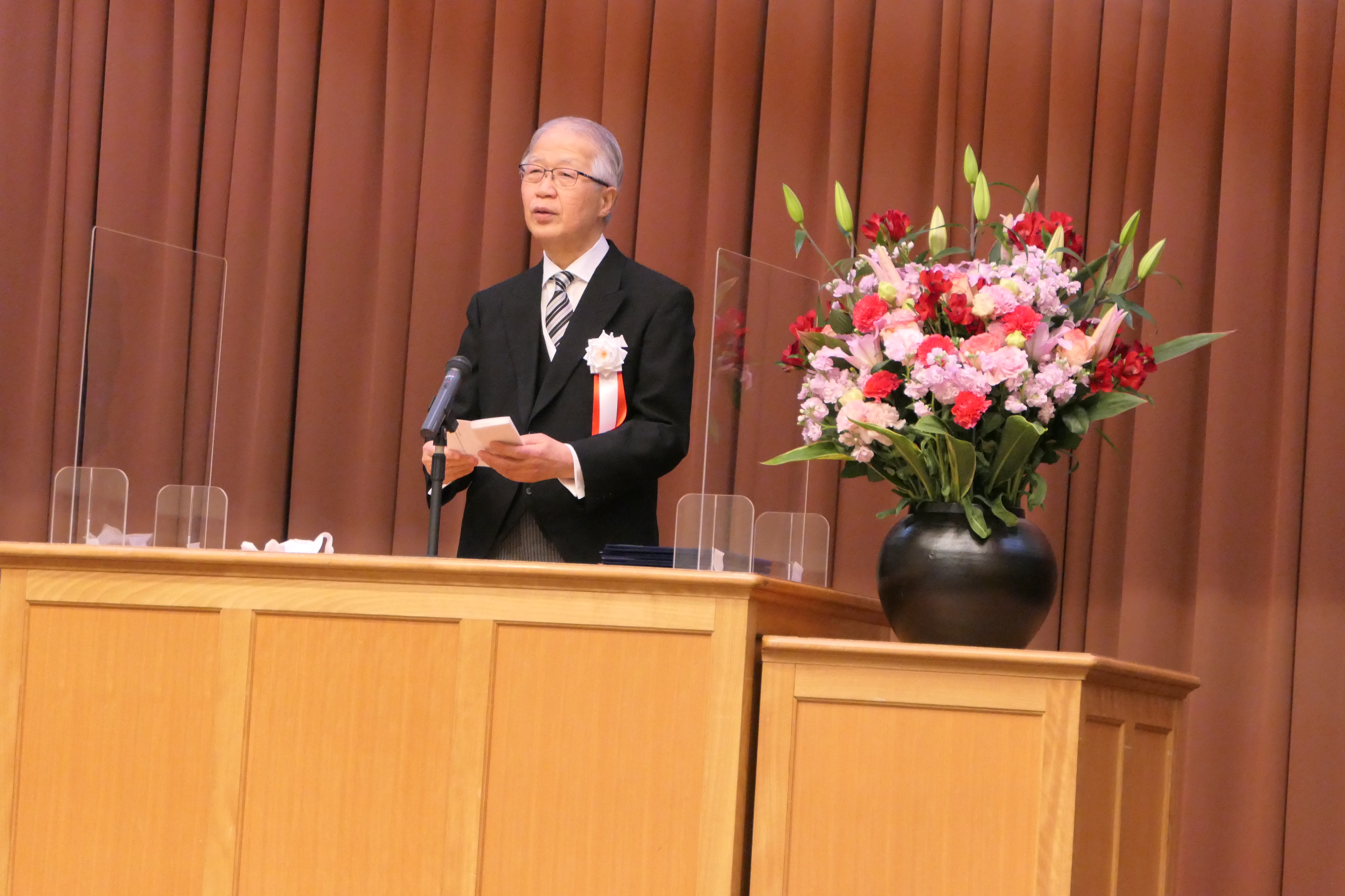 山本良一理事長