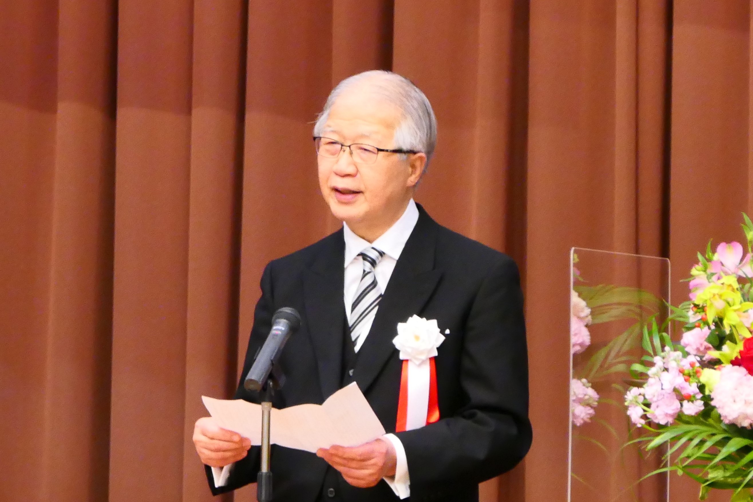 山本良一理事長